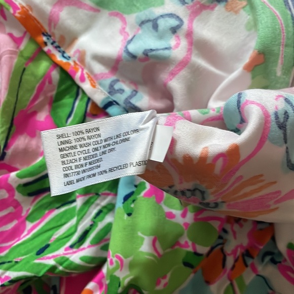 EUC Lilly Pulitzer Nosie Posey V-Neck Tank Top - Picture 8 of 9